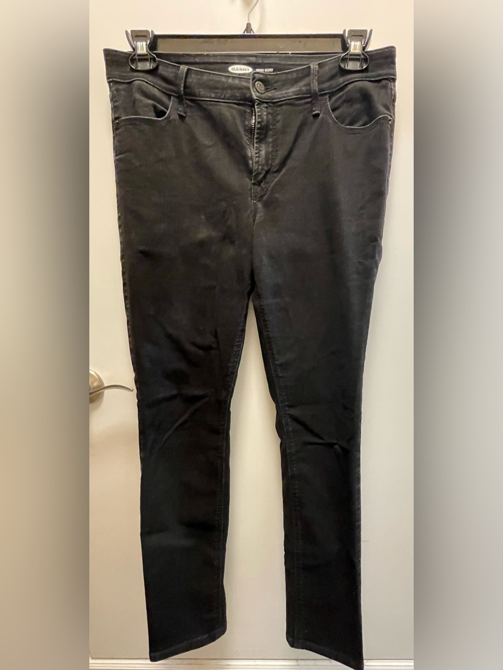 Old Navy Black Skinny Jeans - Slim Fit / Size: 10